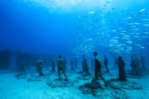 Jason deCaires Taylor Sculpture Crossing the Rubicon Museo Atlántico, Lanzarote